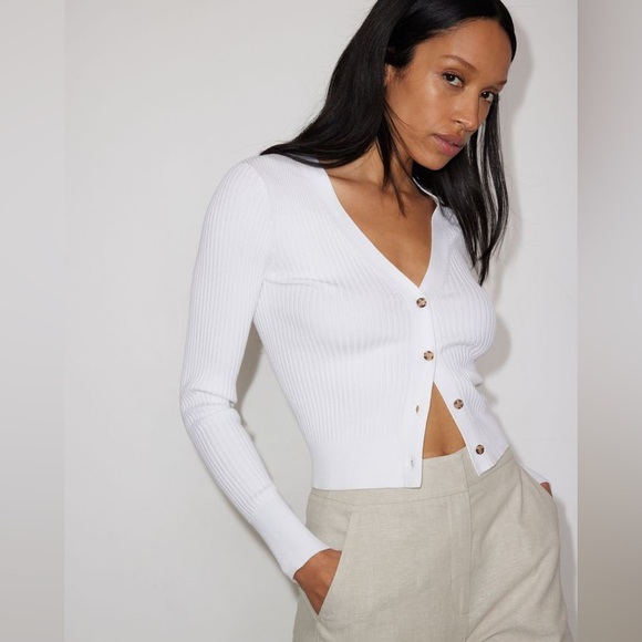 Dynamite Cardigan Set - Picture 6 of 6